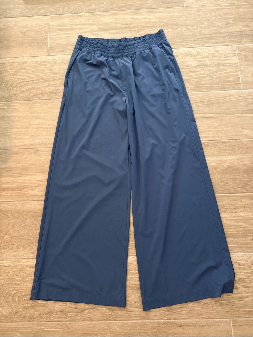 Vuori Villa Wideleg Pant in Azure